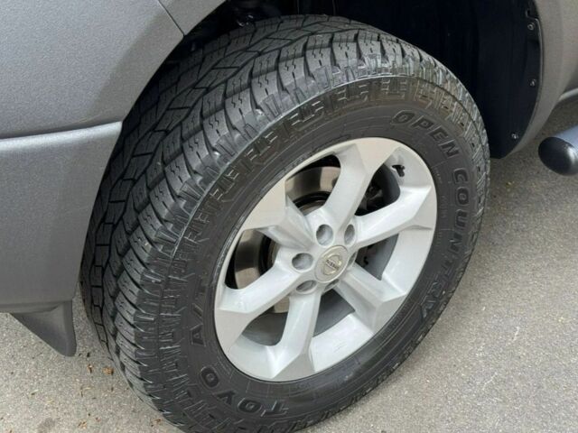 Зеленый Ниссан Навара, объемом двигателя 2.5 л и пробегом 220 тыс. км за 2479 $, фото 9 на Automoto.ua