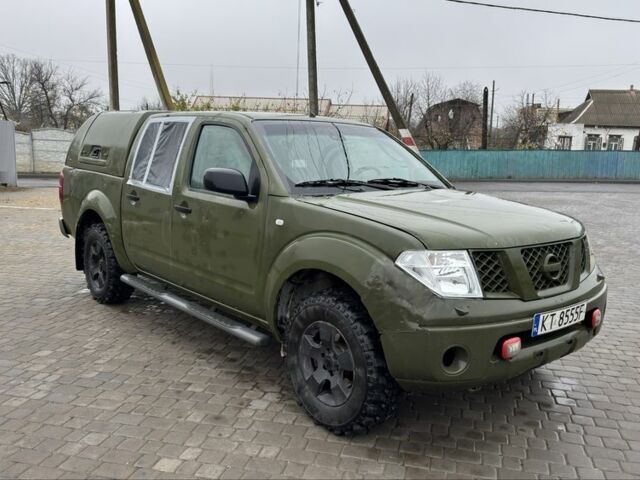 Зеленый Ниссан Навара, объемом двигателя 2.5 л и пробегом 300 тыс. км за 5800 $, фото 6 на Automoto.ua