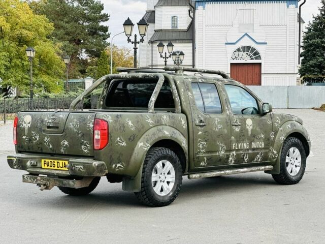 Зеленый Ниссан Навара, объемом двигателя 2.5 л и пробегом 250 тыс. км за 7254 $, фото 9 на Automoto.ua