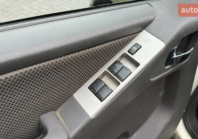 Зеленый Ниссан Навара, объемом двигателя 2.5 л и пробегом 300 тыс. км за 5800 $, фото 24 на Automoto.ua