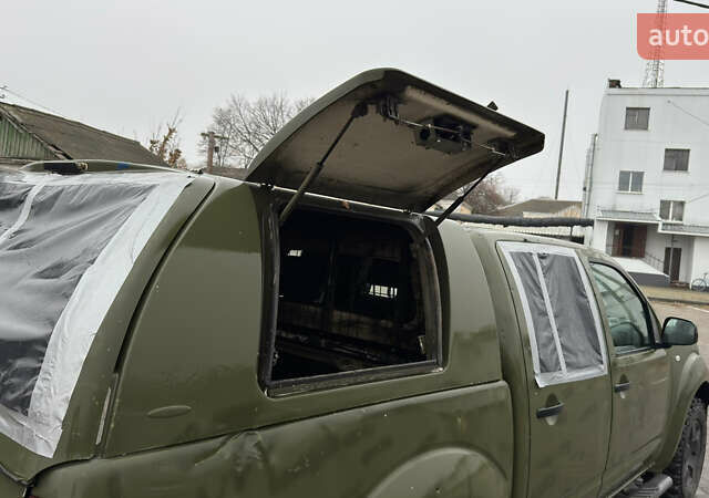 Зеленый Ниссан Навара, объемом двигателя 2.5 л и пробегом 300 тыс. км за 5800 $, фото 42 на Automoto.ua