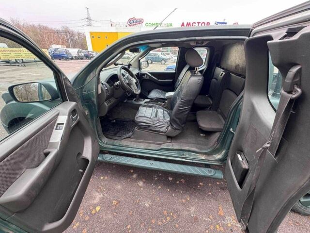 Зеленый Ниссан Навара, объемом двигателя 2.5 л и пробегом 250 тыс. км за 5999 $, фото 10 на Automoto.ua