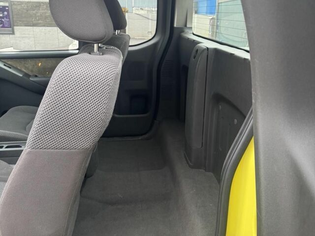 Зеленый Ниссан Навара, объемом двигателя 0 л и пробегом 325 тыс. км за 6300 $, фото 8 на Automoto.ua