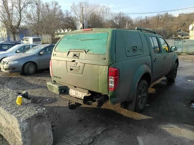 Зеленый Ниссан Навара, объемом двигателя 2.5 л и пробегом 167 тыс. км за 5906 $, фото 2 на Automoto.ua