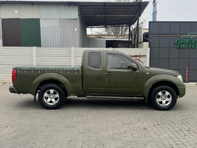 Зеленый Ниссан Навара, объемом двигателя 0 л и пробегом 325 тыс. км за 6300 $, фото 1 на Automoto.ua