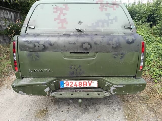Зеленый Ниссан Навара, объемом двигателя 2.5 л и пробегом 100 тыс. км за 3800 $, фото 2 на Automoto.ua