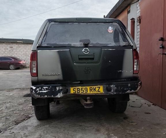 Зеленый Ниссан Навара, объемом двигателя 0 л и пробегом 100 тыс. км за 5300 $, фото 4 на Automoto.ua
