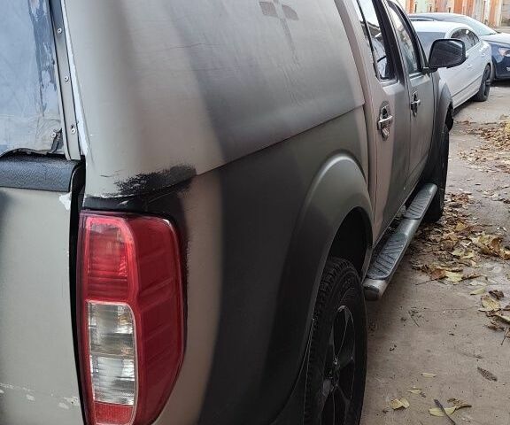 Зеленый Ниссан Навара, объемом двигателя 0 л и пробегом 100 тыс. км за 5300 $, фото 2 на Automoto.ua