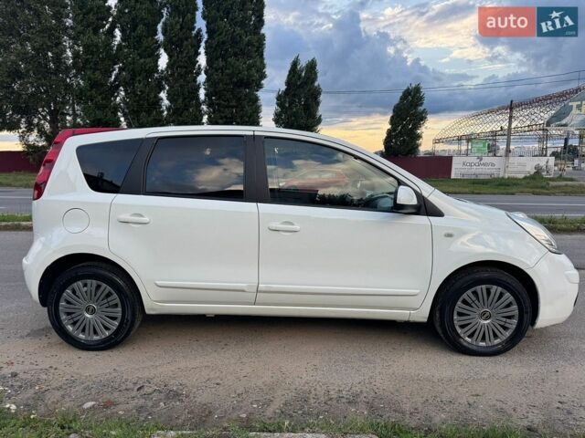 Білий Ніссан Ноут, об'ємом двигуна 1.6 л та пробігом 195 тис. км за 6200 $, фото 7 на Automoto.ua