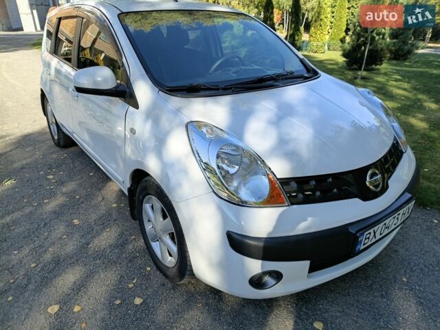 Білий Ніссан Ноут, об'ємом двигуна 1.6 л та пробігом 383 тис. км за 5200 $, фото 3 на Automoto.ua