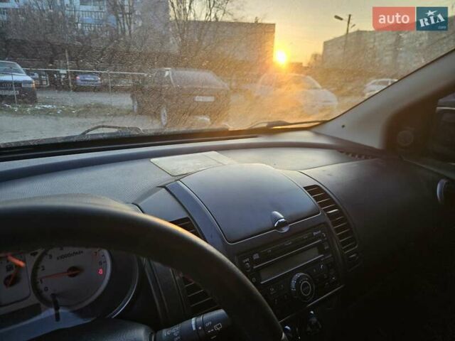 Білий Ніссан Ноут, об'ємом двигуна 1.6 л та пробігом 201 тис. км за 6050 $, фото 11 на Automoto.ua