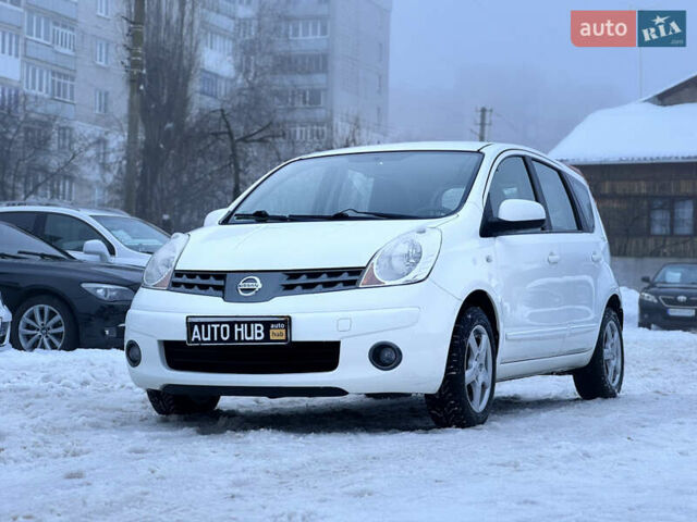 Білий Ніссан Ноут, об'ємом двигуна 1.4 л та пробігом 252 тис. км за 5300 $, фото 1 на Automoto.ua