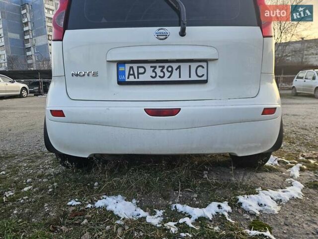 Белый Ниссан Ноут, объемом двигателя 1.6 л и пробегом 201 тыс. км за 6050 $, фото 2 на Automoto.ua