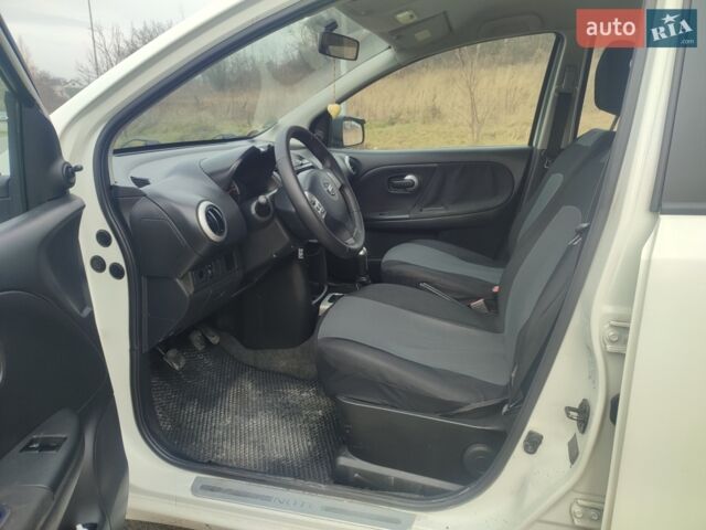 Білий Ніссан Ноут, об'ємом двигуна 1.39 л та пробігом 199 тис. км за 5500 $, фото 12 на Automoto.ua
