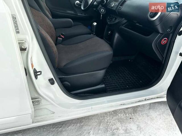 Білий Ніссан Ноут, об'ємом двигуна 1.39 л та пробігом 197 тис. км за 6300 $, фото 43 на Automoto.ua