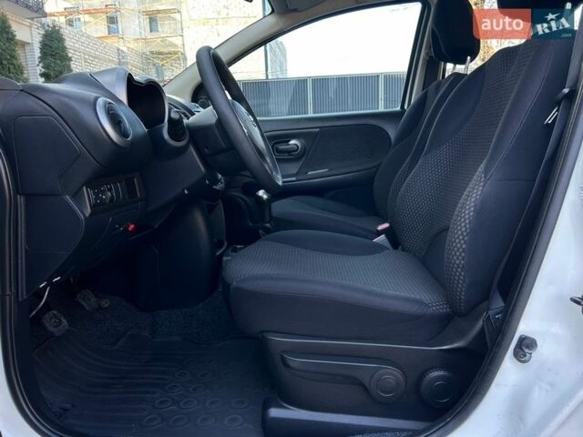 Белый Ниссан Ноут, объемом двигателя 1.4 л и пробегом 207 тыс. км за 5750 $, фото 36 на Automoto.ua