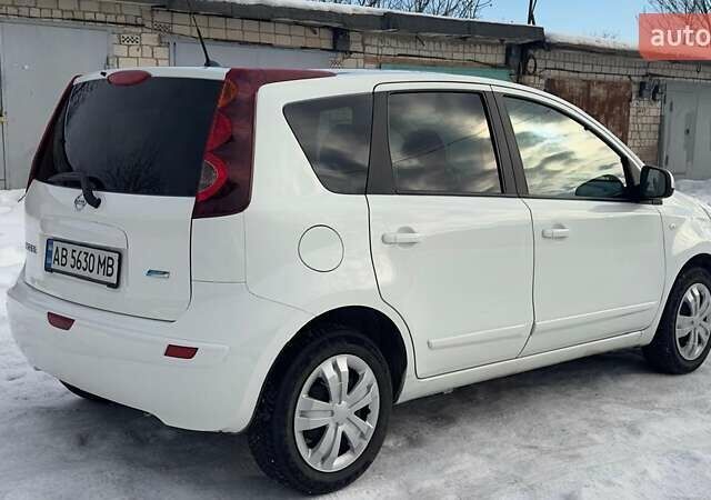 Білий Ніссан Ноут, об'ємом двигуна 1.39 л та пробігом 197 тис. км за 6300 $, фото 9 на Automoto.ua