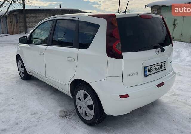 Білий Ніссан Ноут, об'ємом двигуна 1.39 л та пробігом 197 тис. км за 6300 $, фото 41 на Automoto.ua