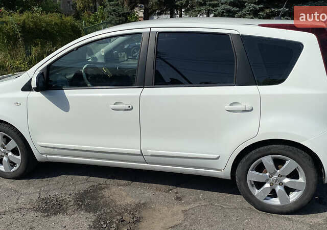 Белый Ниссан Ноут, объемом двигателя 1.39 л и пробегом 152 тыс. км за 5300 $, фото 12 на Automoto.ua