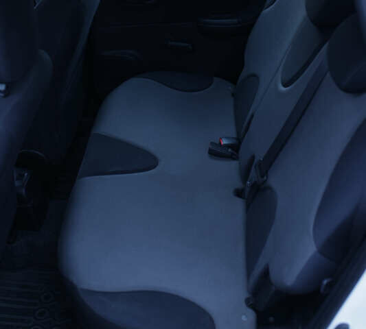 Белый Ниссан Ноут, объемом двигателя 1.6 л и пробегом 105 тыс. км за 6999 $, фото 16 на Automoto.ua