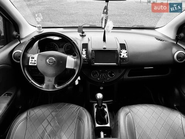 Белый Ниссан Ноут, объемом двигателя 1.5 л и пробегом 219 тыс. км за 6500 $, фото 6 на Automoto.ua