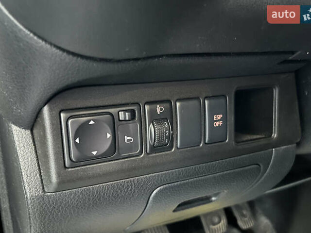 Білий Ніссан Ноут, об'ємом двигуна 1.39 л та пробігом 152 тис. км за 5700 $, фото 16 на Automoto.ua