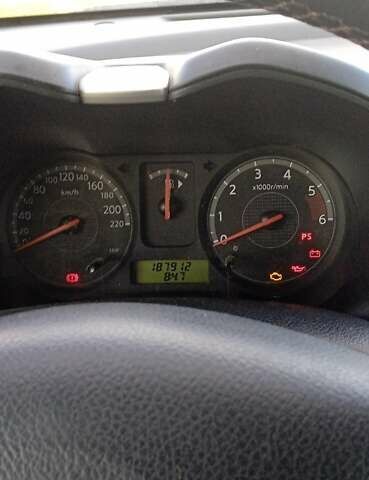 Ніссан Ноут 2010 у Доброслав (Комінтернівське) на Automoto.ua Білий Ніссан Ноут, об'ємом двигуна 1.46 л та пробігом 187 тис. км за 6200 $, фото 9 на Automoto.ua