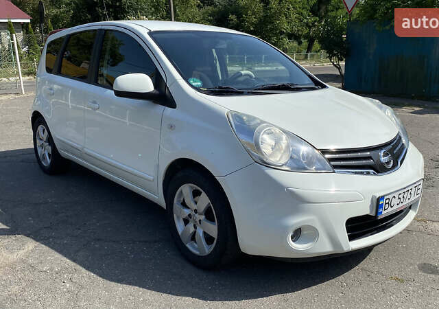 Белый Ниссан Ноут, объемом двигателя 1.39 л и пробегом 152 тыс. км за 5300 $, фото 13 на Automoto.ua