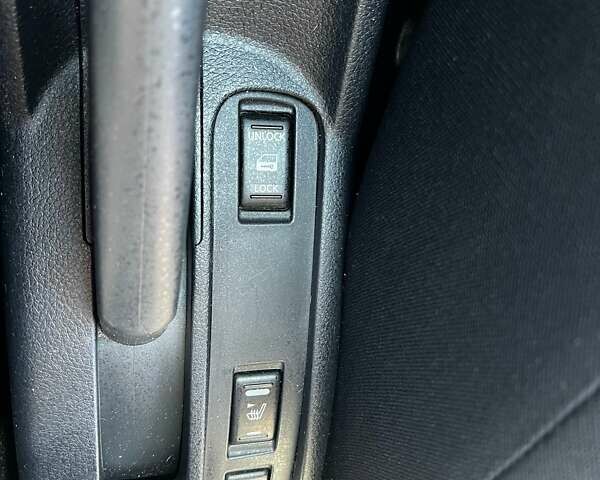 Белый Ниссан Ноут, объемом двигателя 1.6 л и пробегом 80 тыс. км за 8400 $, фото 19 на Automoto.ua