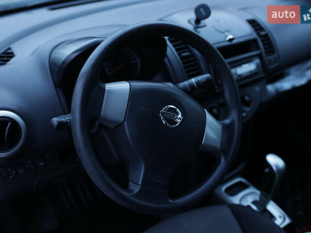 Белый Ниссан Ноут, объемом двигателя 1.6 л и пробегом 105 тыс. км за 6999 $, фото 6 на Automoto.ua