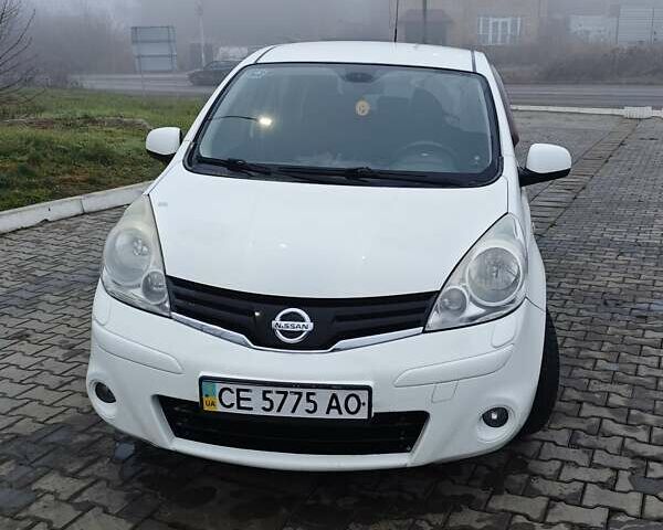 Белый Ниссан Ноут, объемом двигателя 1.6 л и пробегом 155 тыс. км за 7000 $, фото 3 на Automoto.ua