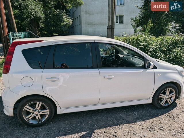 Белый Ниссан Ноут, объемом двигателя 1.5 л и пробегом 117 тыс. км за 6500 $, фото 1 на Automoto.ua