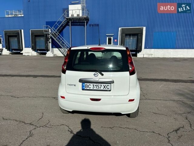 Белый Ниссан Ноут, объемом двигателя 1.6 л и пробегом 279 тыс. км за 6490 $, фото 5 на Automoto.ua