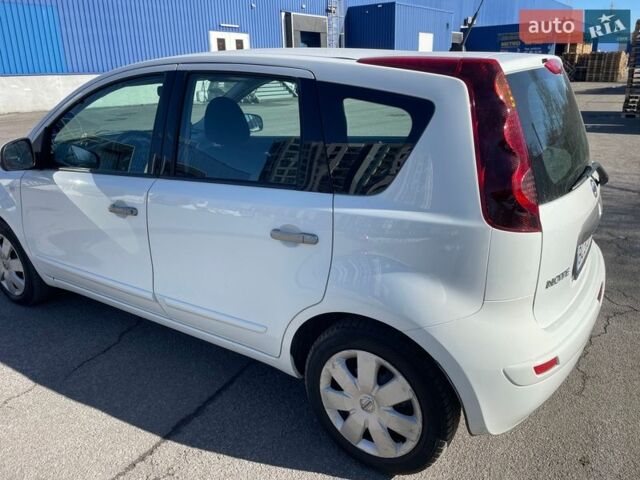Белый Ниссан Ноут, объемом двигателя 1.6 л и пробегом 279 тыс. км за 6490 $, фото 26 на Automoto.ua