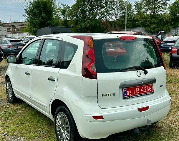 Білий Ніссан Ноут, об'ємом двигуна 1.4 л та пробігом 151 тис. км за 6000 $, фото 9 на Automoto.ua