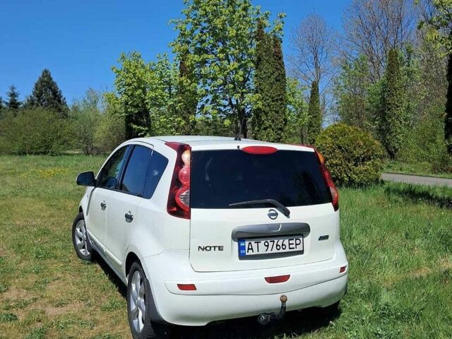 Белый Ниссан Ноут, объемом двигателя 1.46 л и пробегом 226 тыс. км за 5100 $, фото 1 на Automoto.ua