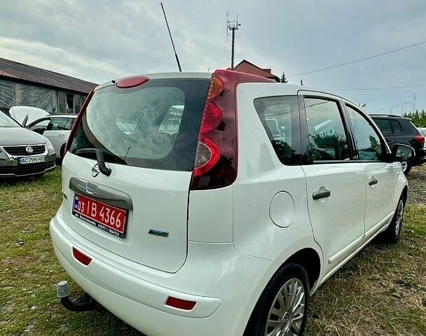 Білий Ніссан Ноут, об'ємом двигуна 1.4 л та пробігом 151 тис. км за 6000 $, фото 8 на Automoto.ua