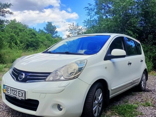 Білий Ніссан Ноут, об'ємом двигуна 1.6 л та пробігом 179 тис. км за 7300 $, фото 20 на Automoto.ua