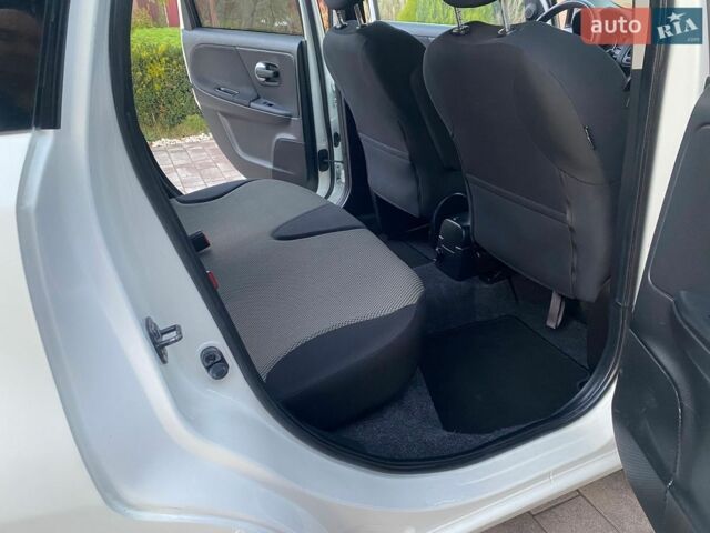 Белый Ниссан Ноут, объемом двигателя 1.6 л и пробегом 140 тыс. км за 6690 $, фото 19 на Automoto.ua