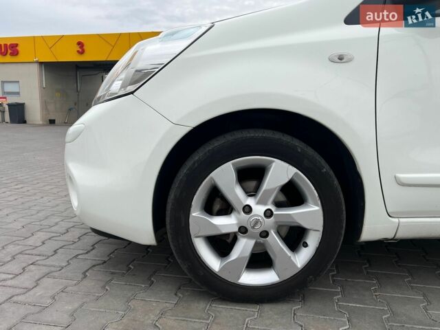 Белый Ниссан Ноут, объемом двигателя 1.6 л и пробегом 150 тыс. км за 7950 $, фото 27 на Automoto.ua