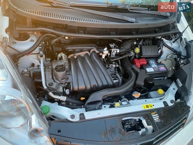 Белый Ниссан Ноут, объемом двигателя 1.6 л и пробегом 140 тыс. км за 6690 $, фото 28 на Automoto.ua