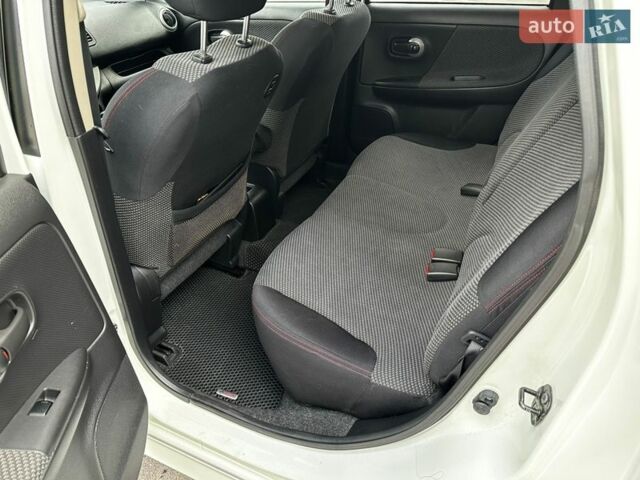 Белый Ниссан Ноут, объемом двигателя 1.5 л и пробегом 105 тыс. км за 6999 $, фото 20 на Automoto.ua