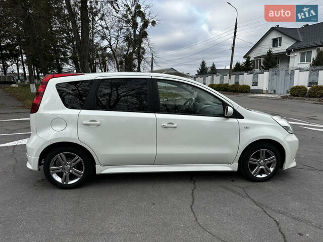 Білий Ніссан Ноут, об'ємом двигуна 1.6 л та пробігом 104 тис. км за 7600 $, фото 15 на Automoto.ua