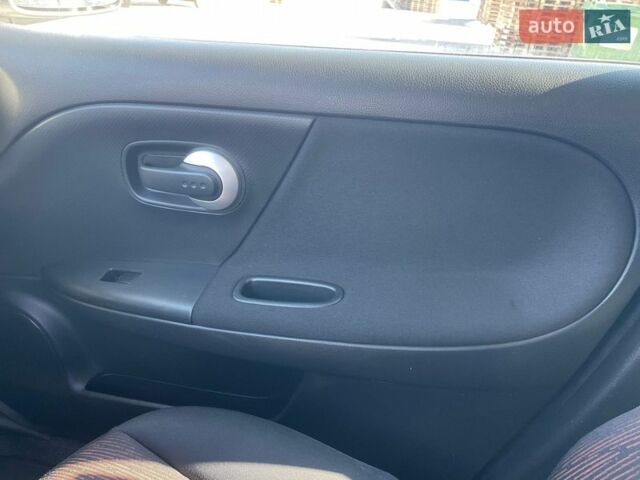 Белый Ниссан Ноут, объемом двигателя 1.6 л и пробегом 279 тыс. км за 6490 $, фото 9 на Automoto.ua