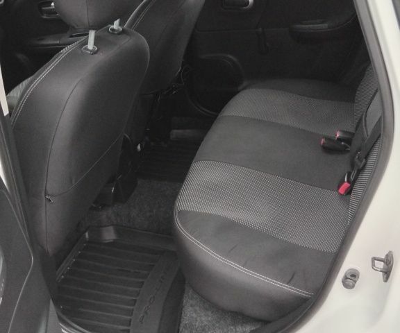 Белый Ниссан Ноут, объемом двигателя 1.5 л и пробегом 299 тыс. км за 6000 $, фото 7 на Automoto.ua