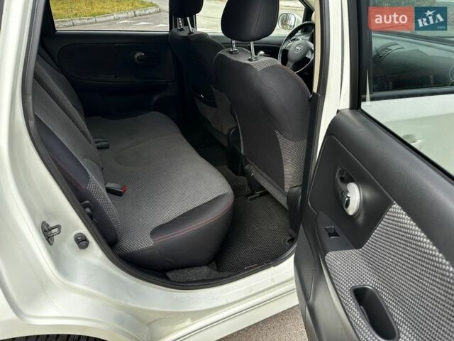 Белый Ниссан Ноут, объемом двигателя 1.5 л и пробегом 105 тыс. км за 6999 $, фото 17 на Automoto.ua