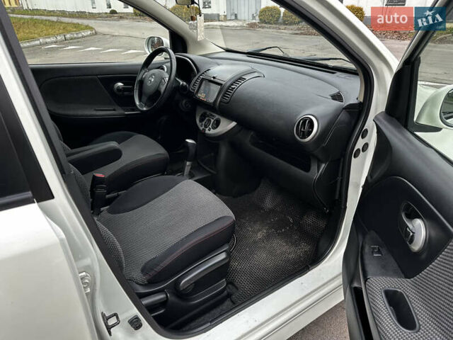 Білий Ніссан Ноут, об'ємом двигуна 1.5 л та пробігом 105 тис. км за 7200 $, фото 16 на Automoto.ua