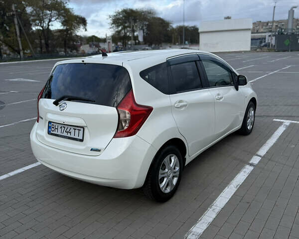 Белый Ниссан Ноут, объемом двигателя 1.2 л и пробегом 157 тыс. км за 7800 $, фото 2 на Automoto.ua