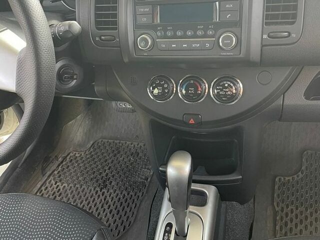 Білий Ніссан Ноут, об'ємом двигуна 1.6 л та пробігом 178 тис. км за 6700 $, фото 8 на Automoto.ua