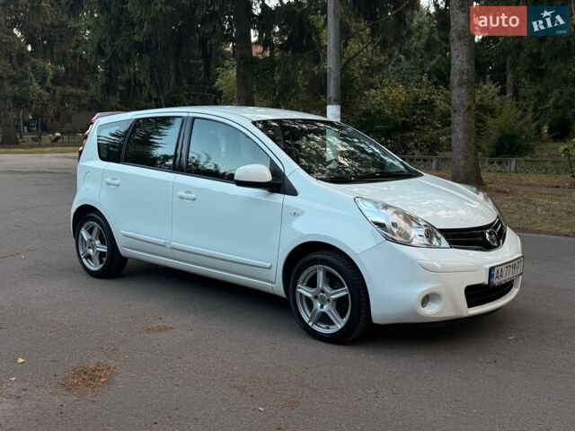 Белый Ниссан Ноут, объемом двигателя 1.5 л и пробегом 143 тыс. км за 6800 $, фото 14 на Automoto.ua